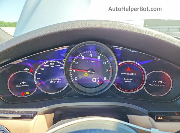 WP1AA2AY2MDA00869 2021 PORSCHE CAYENNE Серебряный Вид щитка приборов