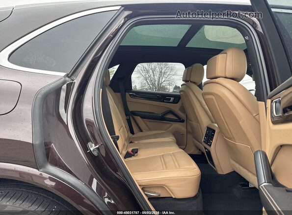 WP1AA2AY2MDA03187 2021 PORSCHE CAYENNE Коричневый Вид спереди
