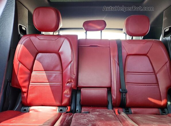 WP1AA2AY4KDA04368 2019 PORSCHE CAYENNE Brown Widok tylnych siedzeń