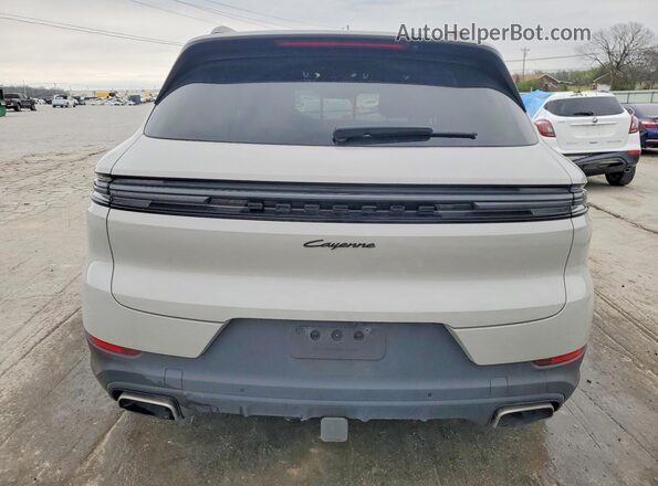 WP1AA2AY4RDA08771 2024 PORSCHE CAYENNE Beige Rear view