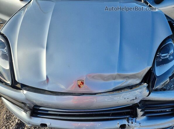 WP1AA2AY7LDA06276 2020 PORSCHE CAYENNE Silver Vista del compartimento del motor