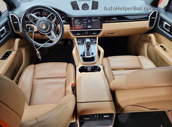 WP1AA2AY9KDA17570 2019 PORSCHE CAYENNE Угольный Вид панели приборов