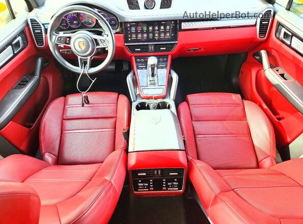 WP1AA2AY9PDA04647 2023 PORSCHE CAYENNE Black Vista del salpicadero