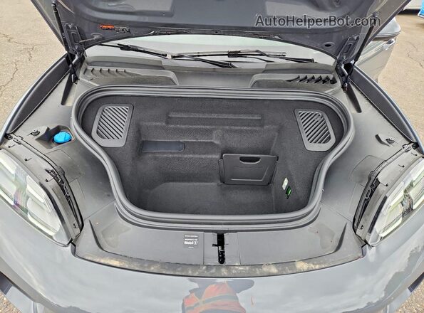 WP1AA2XAXSL002430 2025 PORSCHE MACAN Gray Vista interior trasera