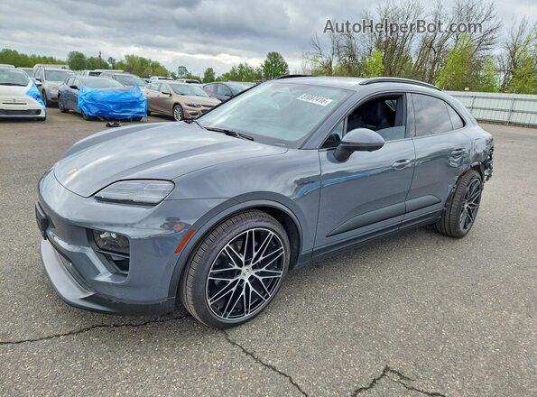 WP1AA2XAXSL002430 2025 PORSCHE MACAN Gray Vista tres cuartos delantera izquierda
