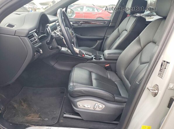 WP1AB2A50MLB35258 2021 PORSCHE MACAN Серый Вид салона спереди