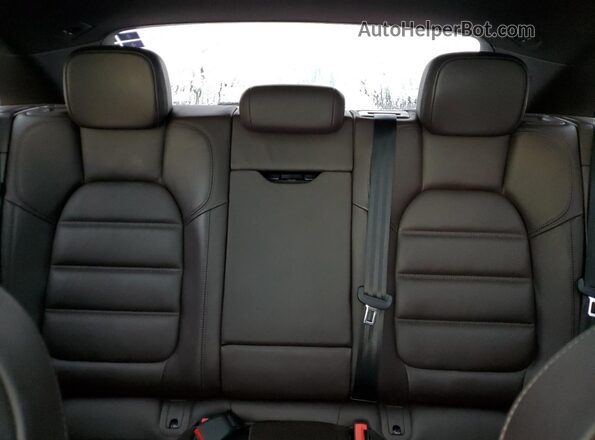 WP1AB2A53KLB33131 2019 PORSCHE MACAN Черный Вид задних сидений