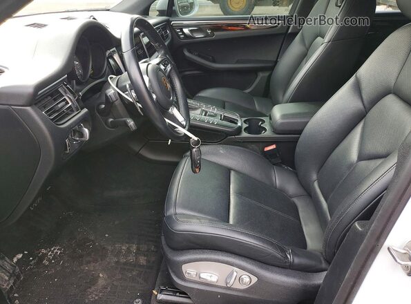 WP1AB2A53MLB32340 2021 PORSCHE MACAN Белый Вид салона спереди