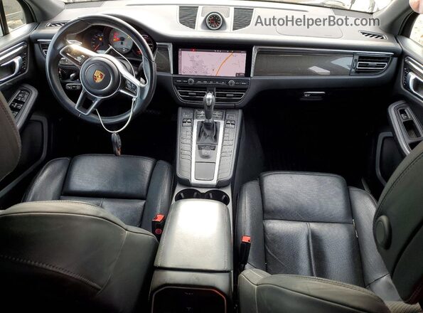 WP1AB2A53MLB33214 2021 PORSCHE MACAN Silver წინა პანელის ხედი