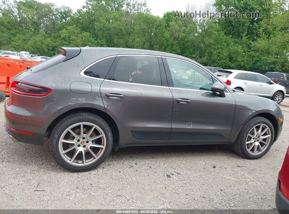 WP1AB2A56GLB42817 2016 PORSCHE MACAN Черный Вид задней части салона