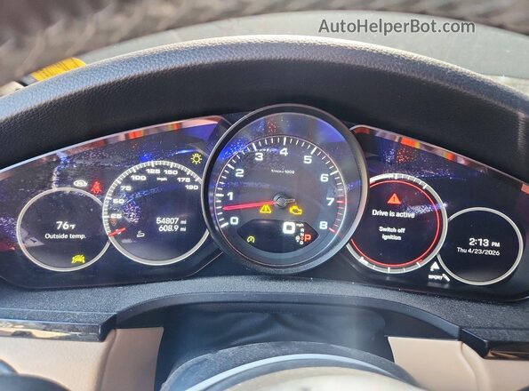 WP1AB2AY7PDA15403 2023 PORSCHE CAYENNE Черный Вид щитка приборов