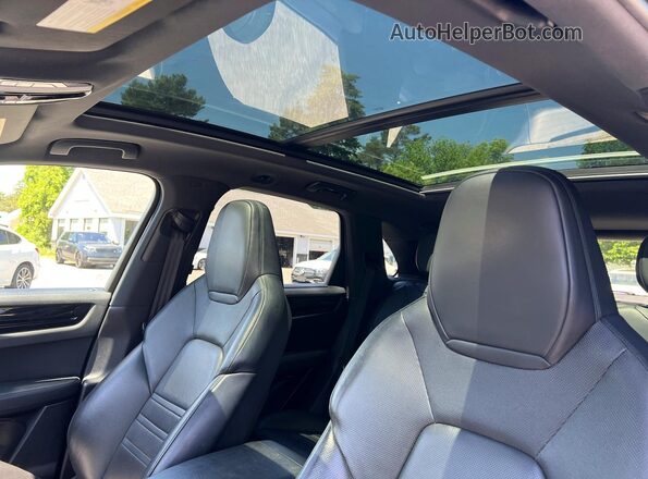 WP1AE2AY8KDA52072 2019 PORSCHE CAYENNE Black Вид задніх сидінь