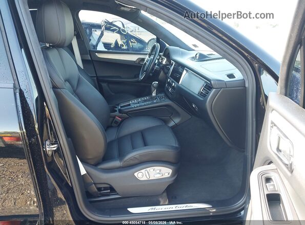 WP1AF2A52MLB60358 2021 PORSCHE MACAN Черный Вид салона спереди