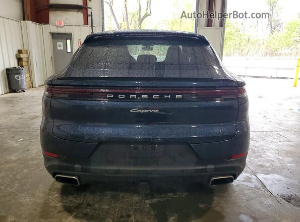 WP1BA2AY8RDA55578 2024 PORSCHE CAYENNE Blue Widok z tyłu