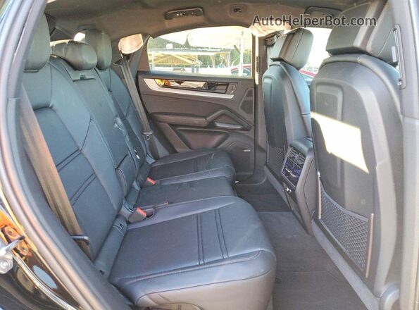WP1BA2AYXSDA33247 2025 PORSCHE CAYENNE Черный Вид задней части салона