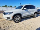 2018 Volkswagen Tiguan Limited White vin: WVGAV7AX3JK004605