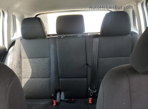 WVGAV7AX4HK054441 2017 VOLKSWAGEN TIGUAN Silver Вид задніх сидінь