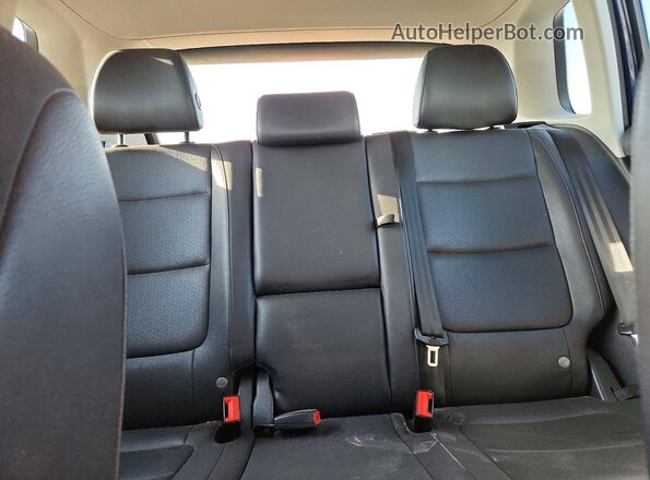 WVGAV7AX5GW555944 2016 VOLKSWAGEN TIGUAN Синий Вид задних сидений
