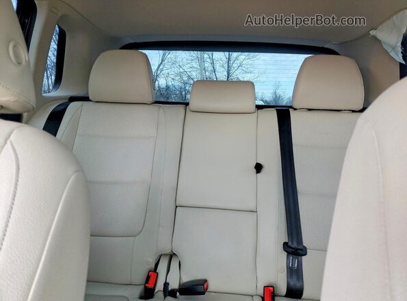 WVGAV7AX6GW597278 2016 VOLKSWAGEN TIGUAN Черный Вид задних сидений