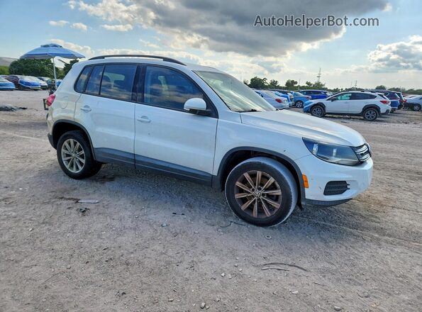 WVGAV7AX7HK046978 2017 VOLKSWAGEN TIGUAN Белый Передняя правая четверть