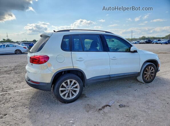 WVGAV7AX7HK046978 2017 VOLKSWAGEN TIGUAN Белый Задняя правая четверть