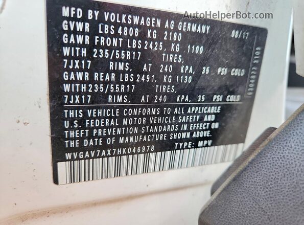 WVGAV7AX7HK046978 2017 VOLKSWAGEN TIGUAN Белый Вид подкапотного пространства