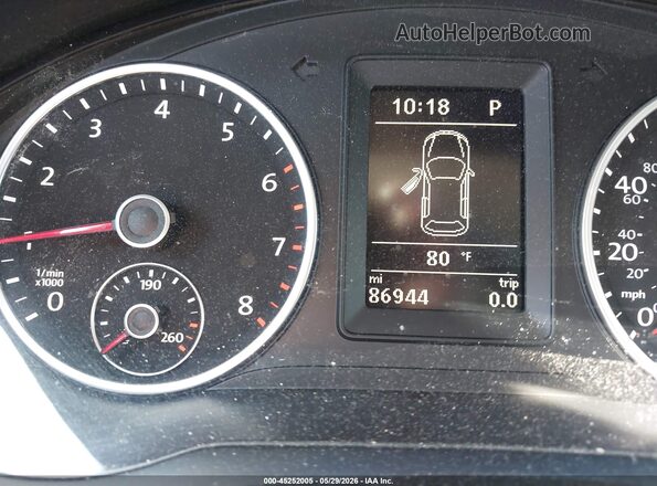 WVGAV7AX8GW594124 2016 VOLKSWAGEN TIGUAN White Вид задніх сидінь