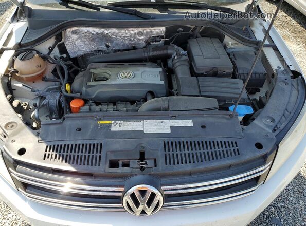 WVGAV7AX9GW502258 2016 VOLKSWAGEN TIGUAN Белый Вид подкапотного пространства