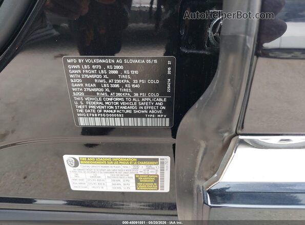 WVGEF9BP3GD000592 2016 VOLKSWAGEN TOUAREG Black Widok komory silnika