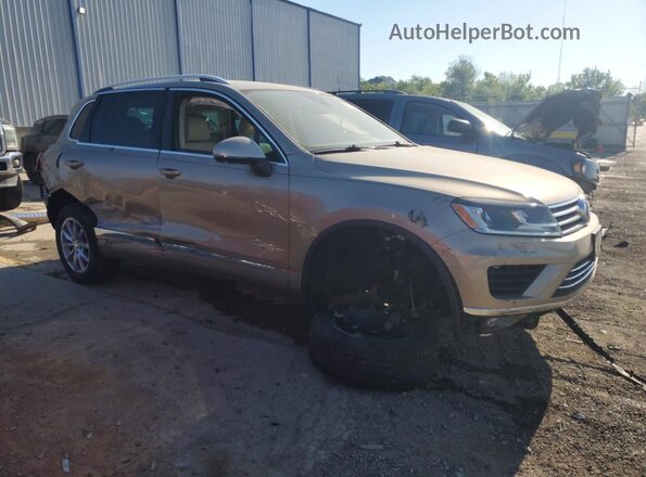WVGEF9BP7GD009988 2016 VOLKSWAGEN TOUAREG Золотой Передняя правая четверть