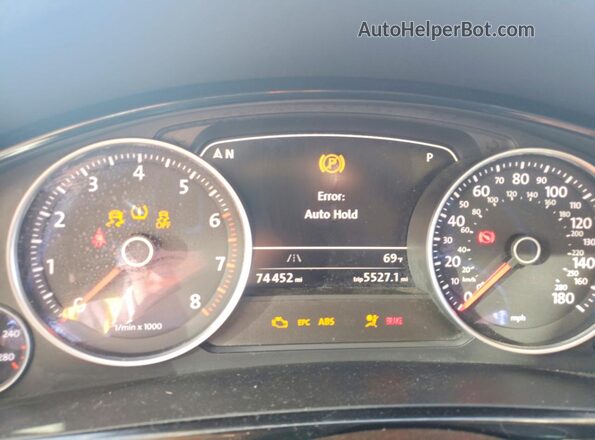 WVGEF9BP7GD009988 2016 VOLKSWAGEN TOUAREG Золотой Вид щитка приборов