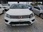 2017 Volkswagen Touareg Executive White vin: WVGGF7BPXHD006758