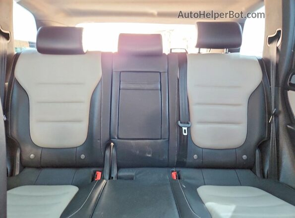 WVGRF7BP0HD006454 2017 VOLKSWAGEN TOUAREG Черный Вид задних сидений