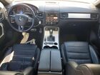 2017 Volkswagen Touareg Wolfsburg Белый vin: WVGRF7BP5HD006885