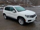 2017 Volkswagen Tiguan Wolfsburg Edi White vin: WVGSV7AX6HK013538