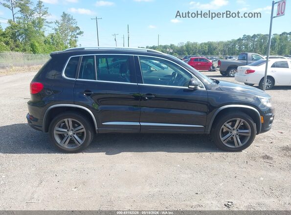 WVGTV7AX9HK015465 2017 VOLKSWAGEN TIGUAN Black Widok wnętrza z tyłu
