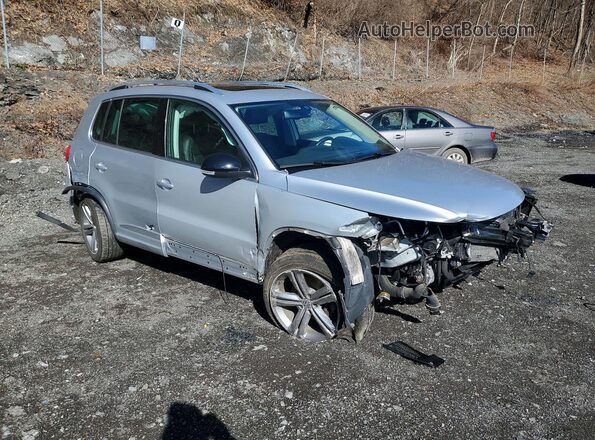 WVGUV7AX2HW509633 2017 VOLKSWAGEN TIGUAN Silver Przód prawy