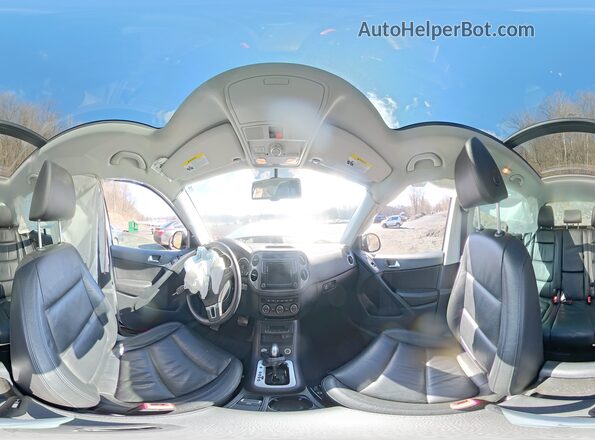 WVGUV7AX2HW509633 2017 VOLKSWAGEN TIGUAN Silver 