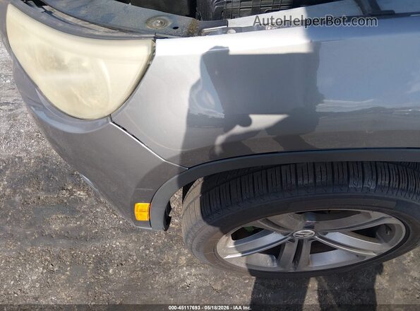 WVGUV7AX5HW504183 2017 VOLKSWAGEN TIGUAN Gray Widok z przodu