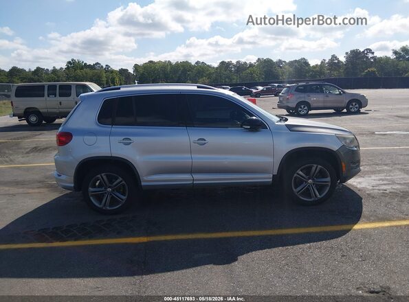 WVGUV7AX5HW504183 2017 VOLKSWAGEN TIGUAN Gray Widok wnętrza z tyłu
