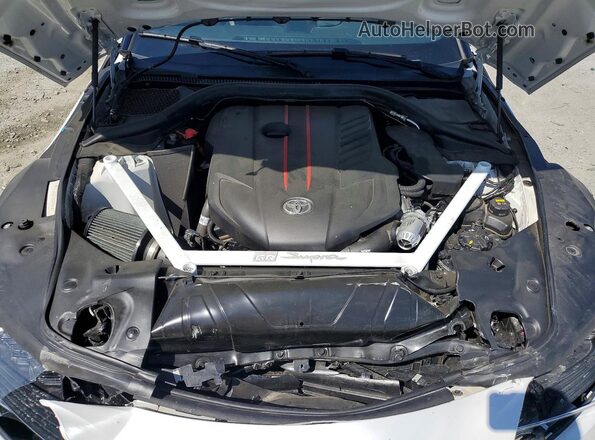 WZ1DB4C03LW026884 2020 TOYOTA GR White Widok wnętrza z tyłu