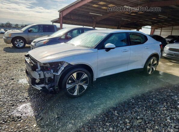 YSMED3KA1PL129184 2023 POLESTAR 2 Silver Vista tres cuartos delantera izquierda