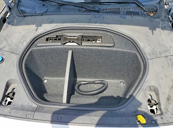YSMEG3KA2PL135843 2023 POLESTAR 2 Silver Vista interior trasera