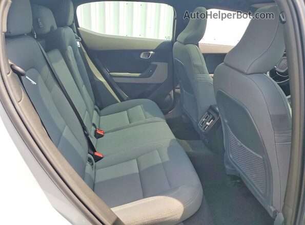 YSMEG3KA2PL135843 2023 POLESTAR 2 Silver Vista de los asientos traseros