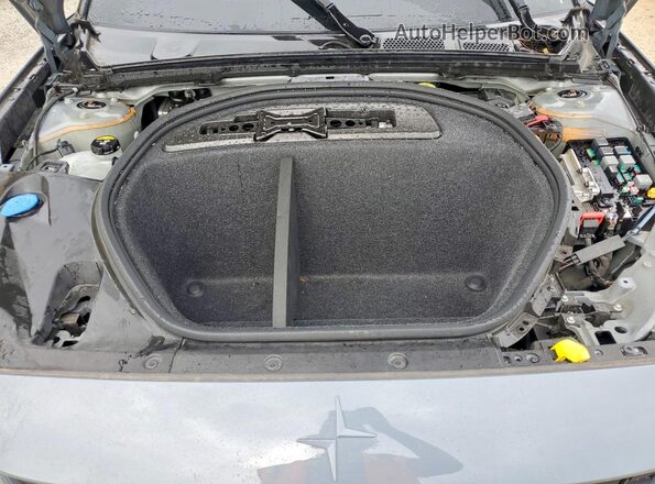 YSMEG3KA6PL125025 2023 POLESTAR 2 Gray Vista del compartimento del motor