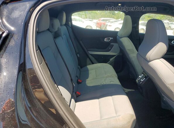 YSMEG3KA6PL135599 2023 POLESTAR 2 Black Սալոնի հետևի տեսք