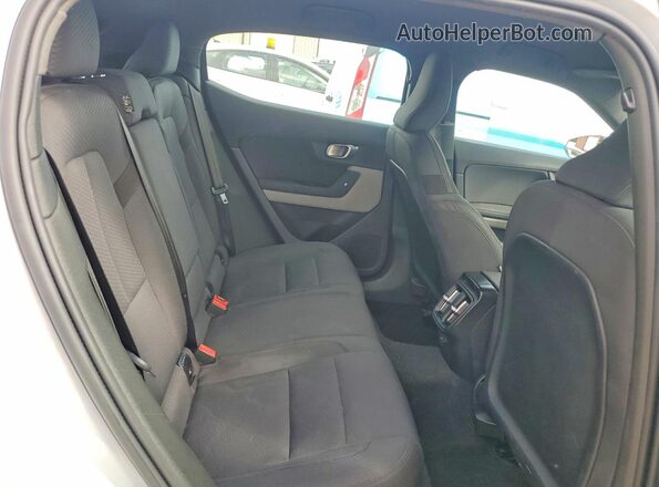 YSMEG3KA7PL142920 2023 POLESTAR 2 Gray Vista de los asientos traseros