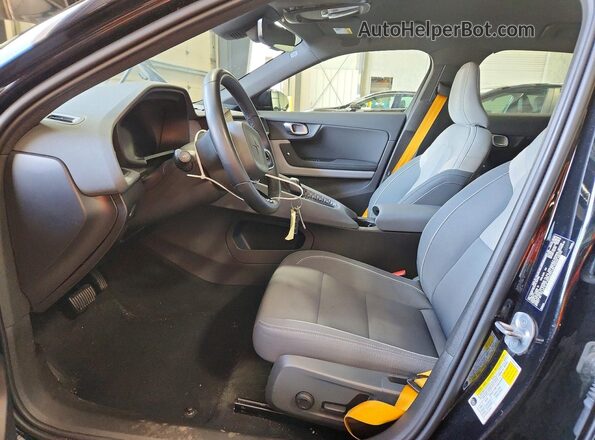 YSMET3KAXPL134709 2023 POLESTAR 2 Black Vista interior delantera