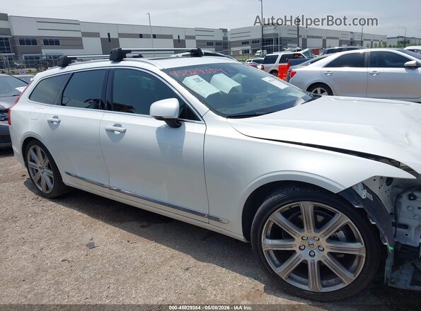 YV1102GL6J1067384 2018 VOLVO V90 Белый Вид задней части салона