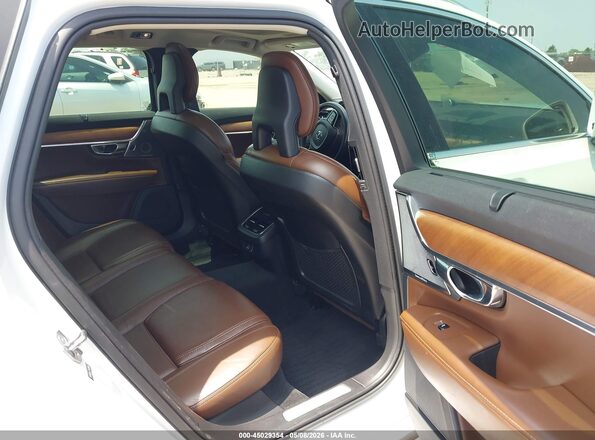 YV1102GL6J1067384 2018 VOLVO V90 Белый Вид наклейки с VIN-кодом